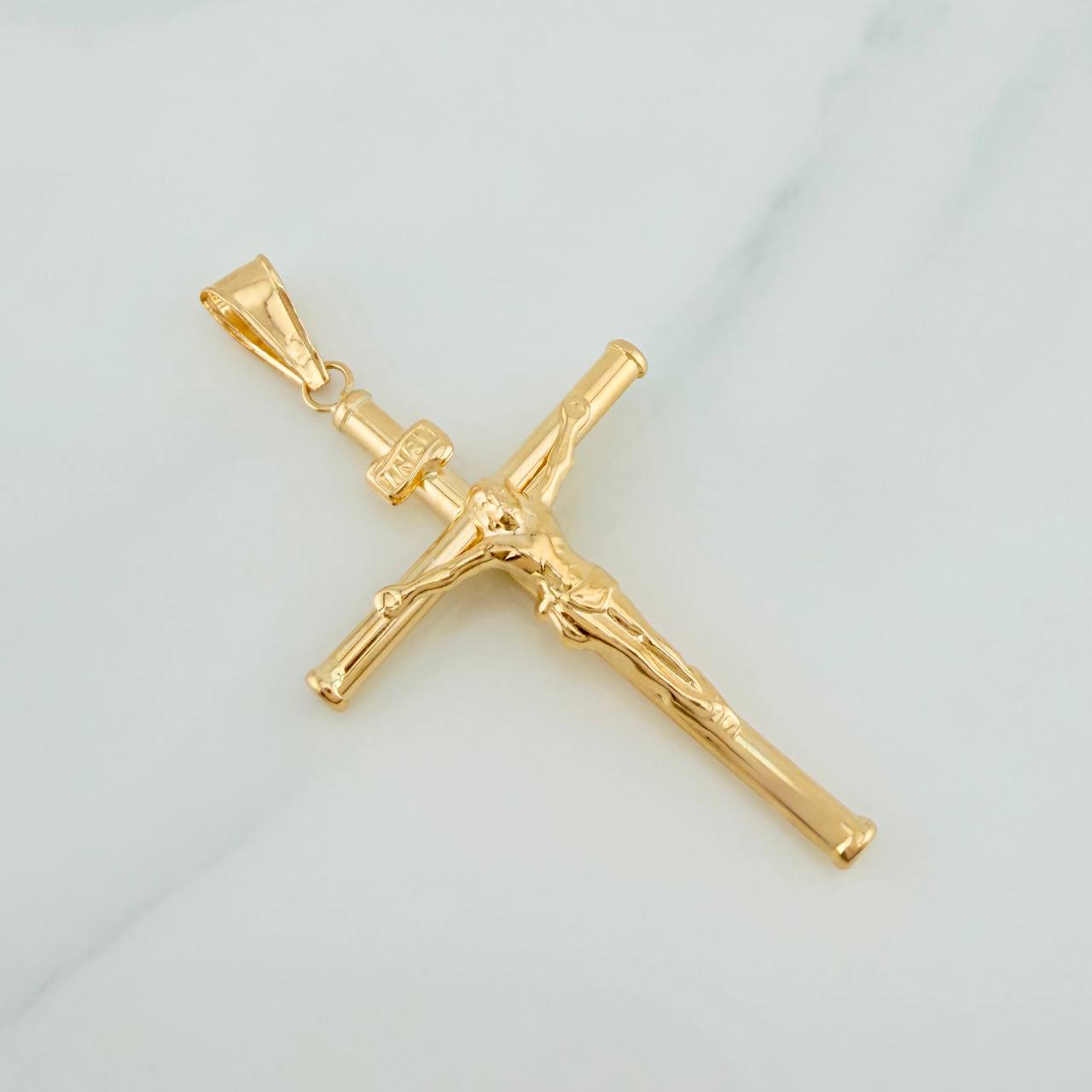 Dije Cruz Cristo 2.8gr / 5.3cm / Oro Amarillo 18K %
