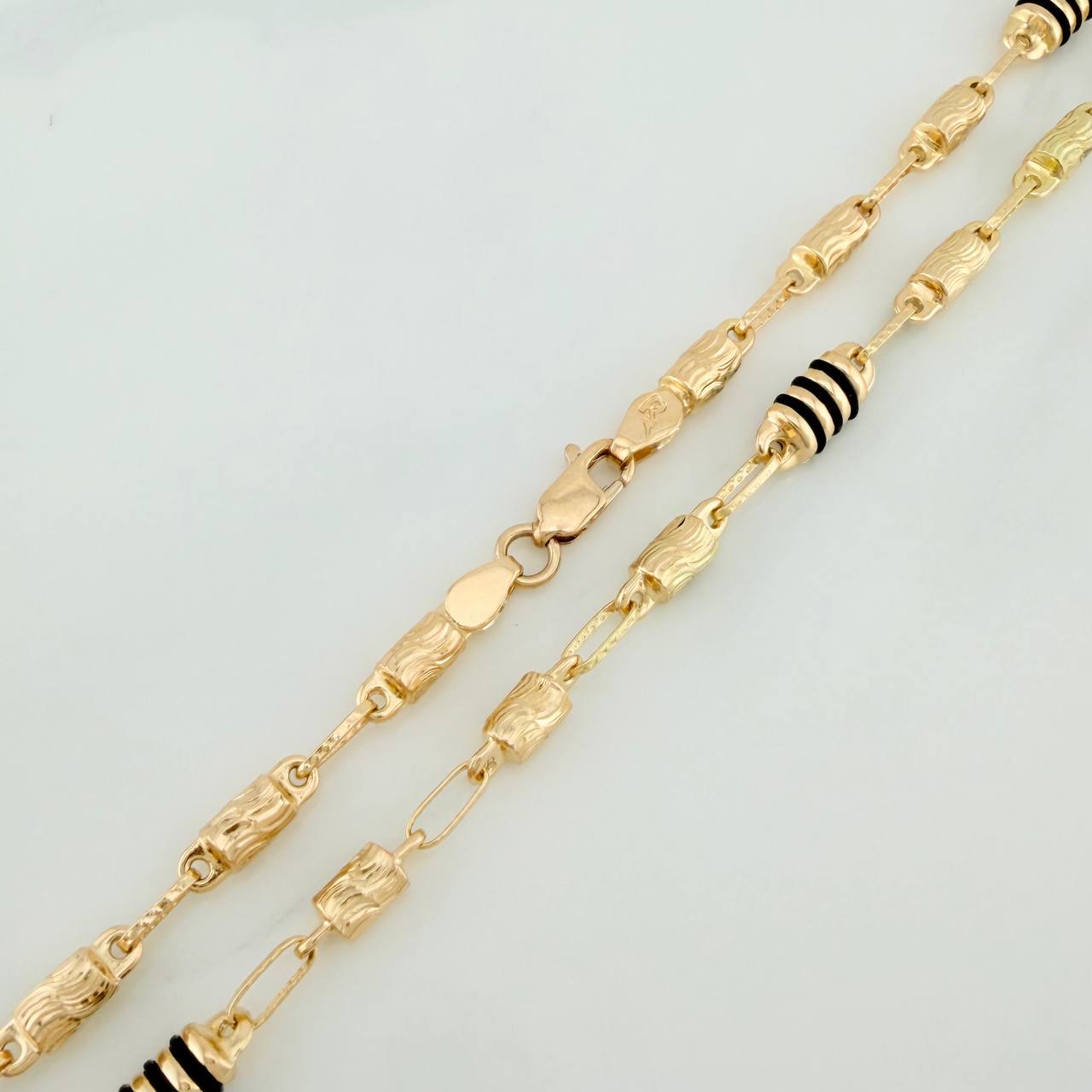 Cadena Rustica Cilindro 13.9gr / 62.2cm / 4.4mm Oro Amarillo 18K %