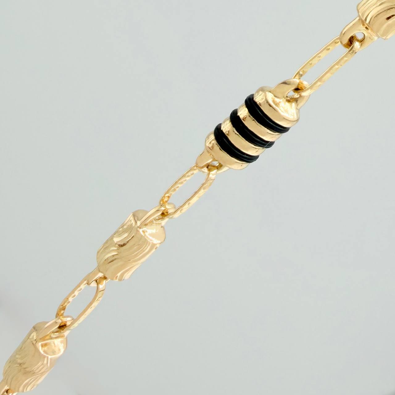 Cadena Rustica Cilindro 13.9gr / 62.2cm / 4.4mm Oro Amarillo 18K %