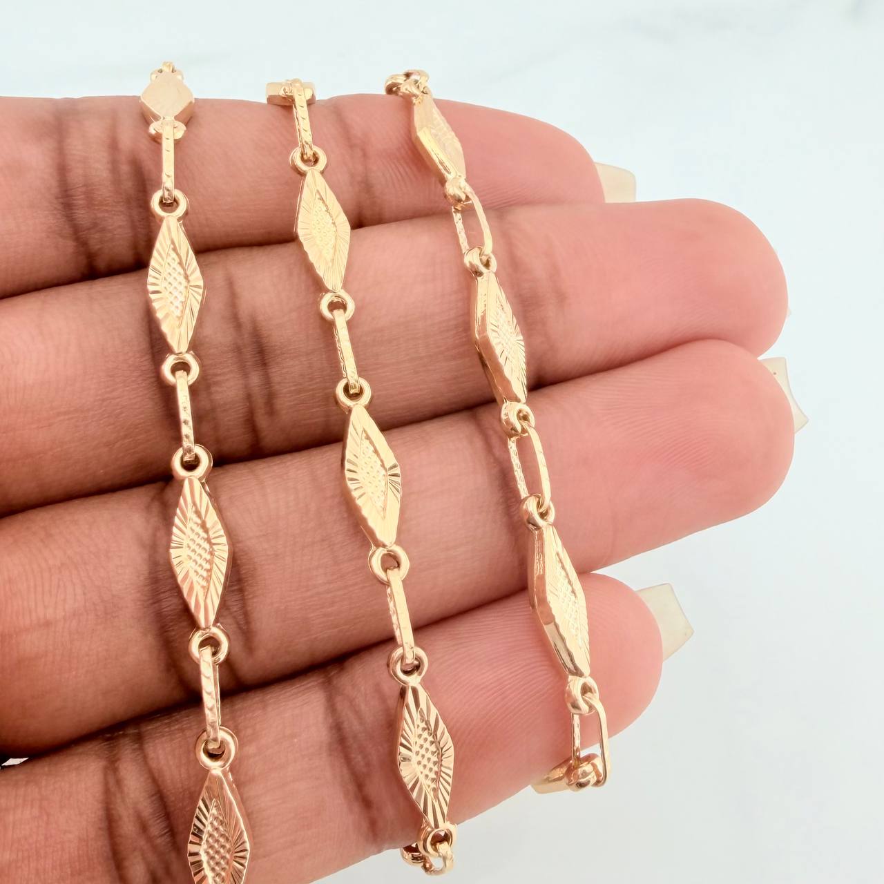 Cadena Rustica Rombos 12.2gr / 62.2cm / 4.1mm Oro Amarillo 18K %