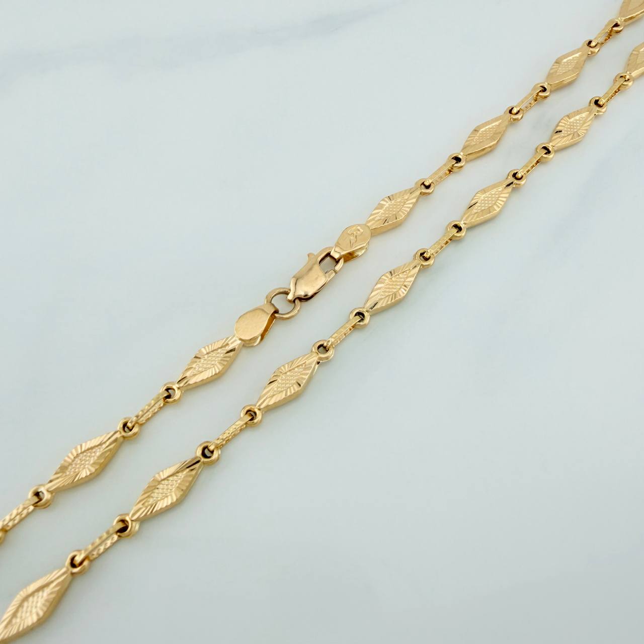 Cadena Rustica Rombos 12.2gr / 62.2cm / 4.1mm Oro Amarillo 18K %