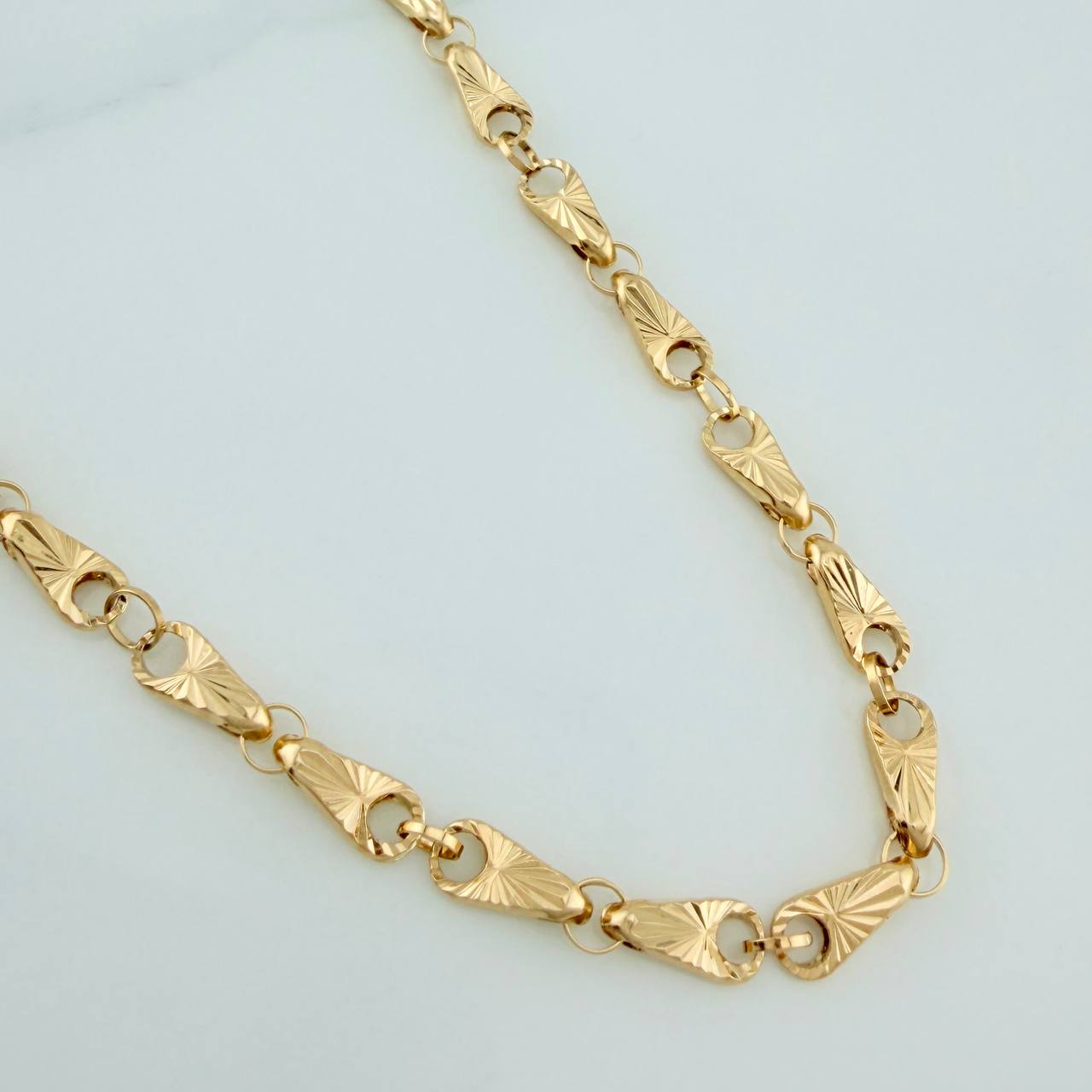 Cadena Rustica Espiga11.25gr / 62.4cm / 3.6mm Oro Amarillo 18K %