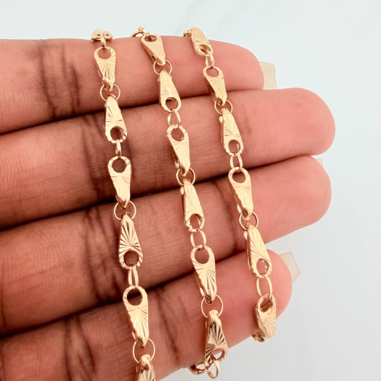 Cadena Rustica Espiga11.25gr / 62.4cm / 3.6mm Oro Amarillo 18K %