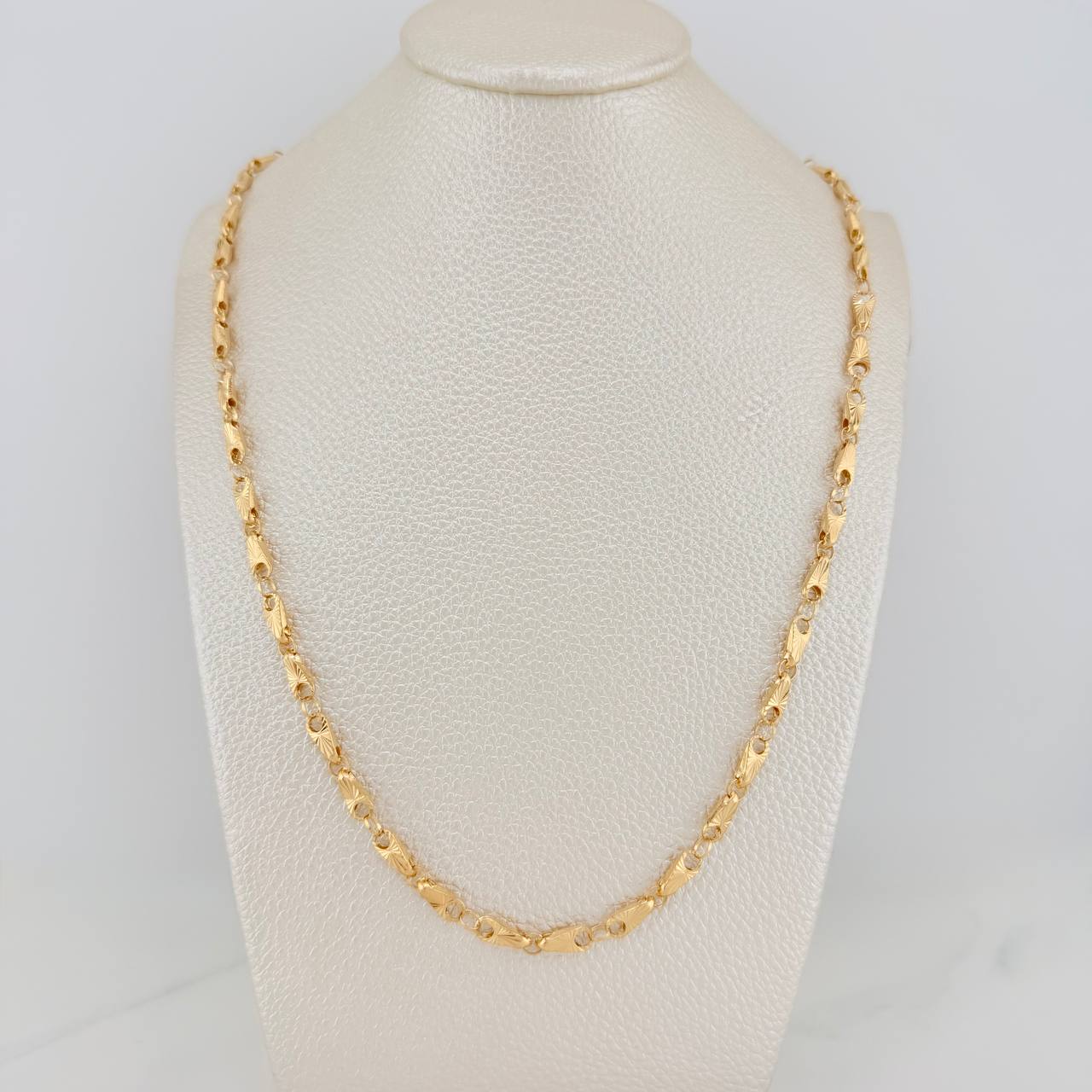 Cadena Rustica Espiga11.25gr / 62.4cm / 3.6mm Oro Amarillo 18K %