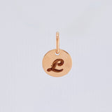 Dije Placa Letra L 0.9gr / 1.5cm / Oro Rosa 18K ©