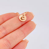 Dije Placa Letra C 0.9gr / 1.5cm / Oro Rosa 18K ©