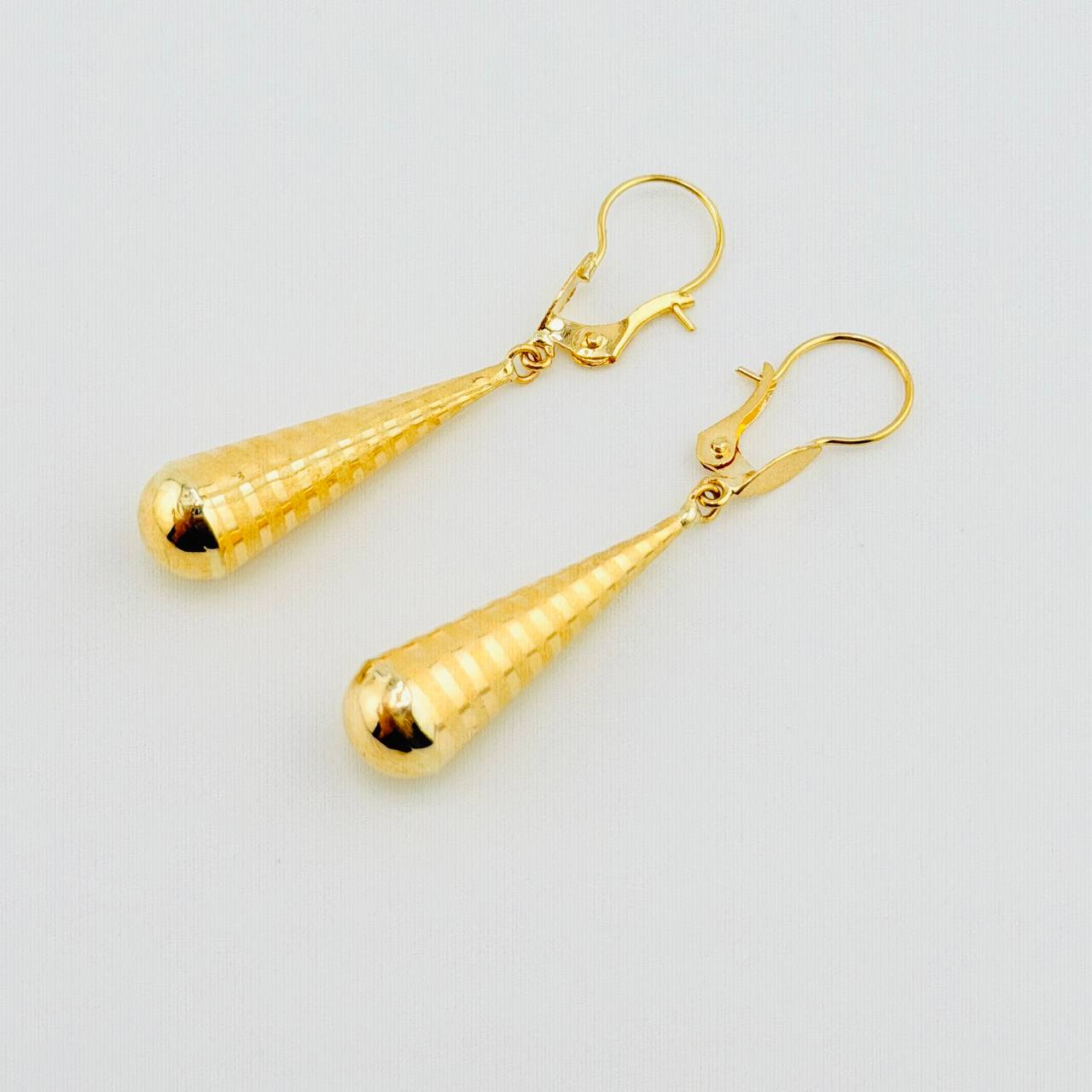 Candongas Lagrima 1.15gr / 4cm / Oro Amarillo 18K ©