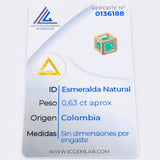 Dije Cubo Esmeralda 63pts 0.7gr / 0.6cm / Oro Amarillo 18K ©