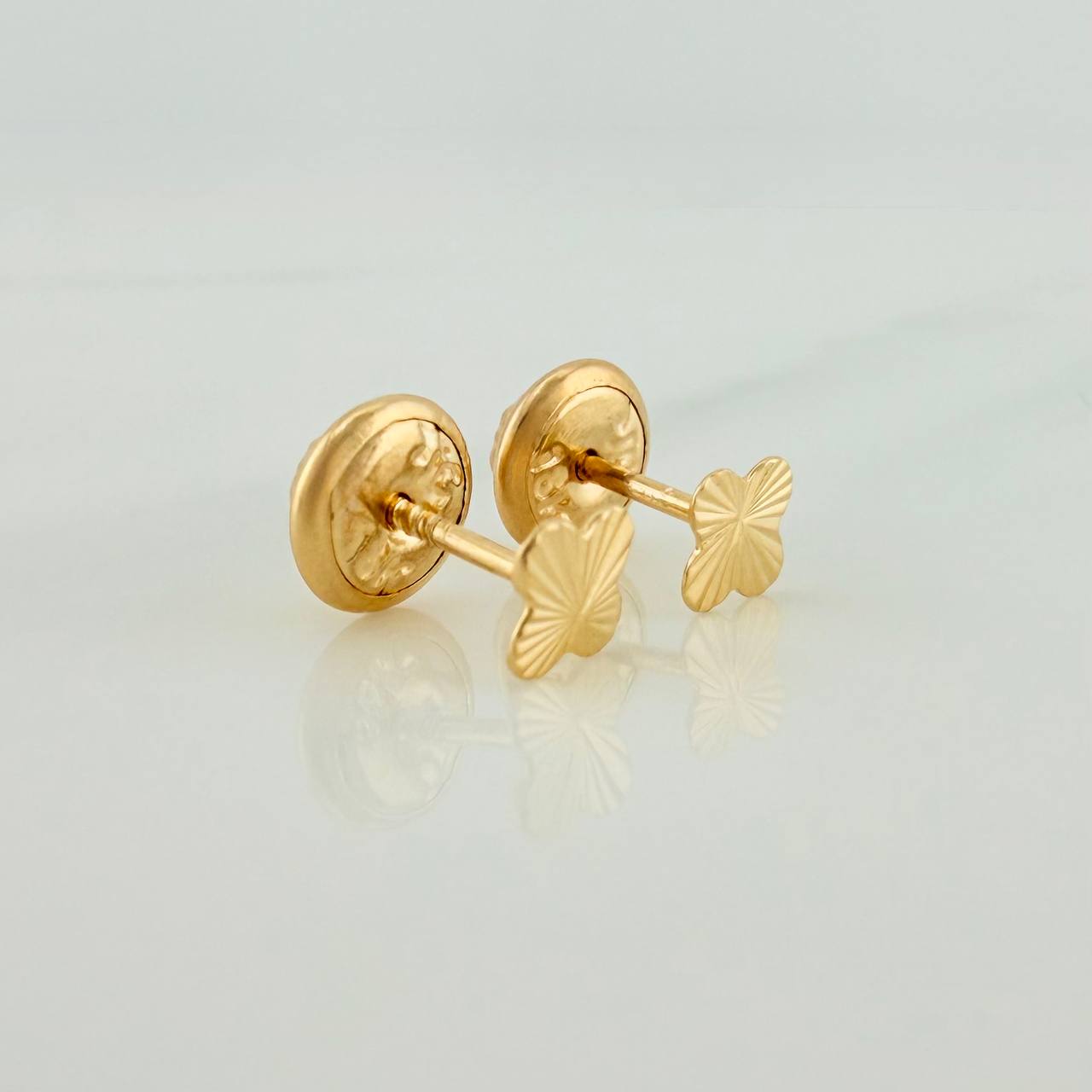 Topos Flor 0.45gr / 3.7mm Oro Amarillo 18K %