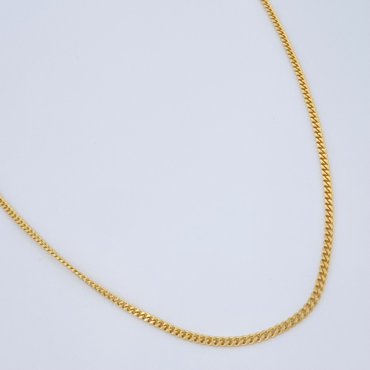 Cadena Cubana 5.9gr / 60.5cm / Oro Amarillo +1 18K $