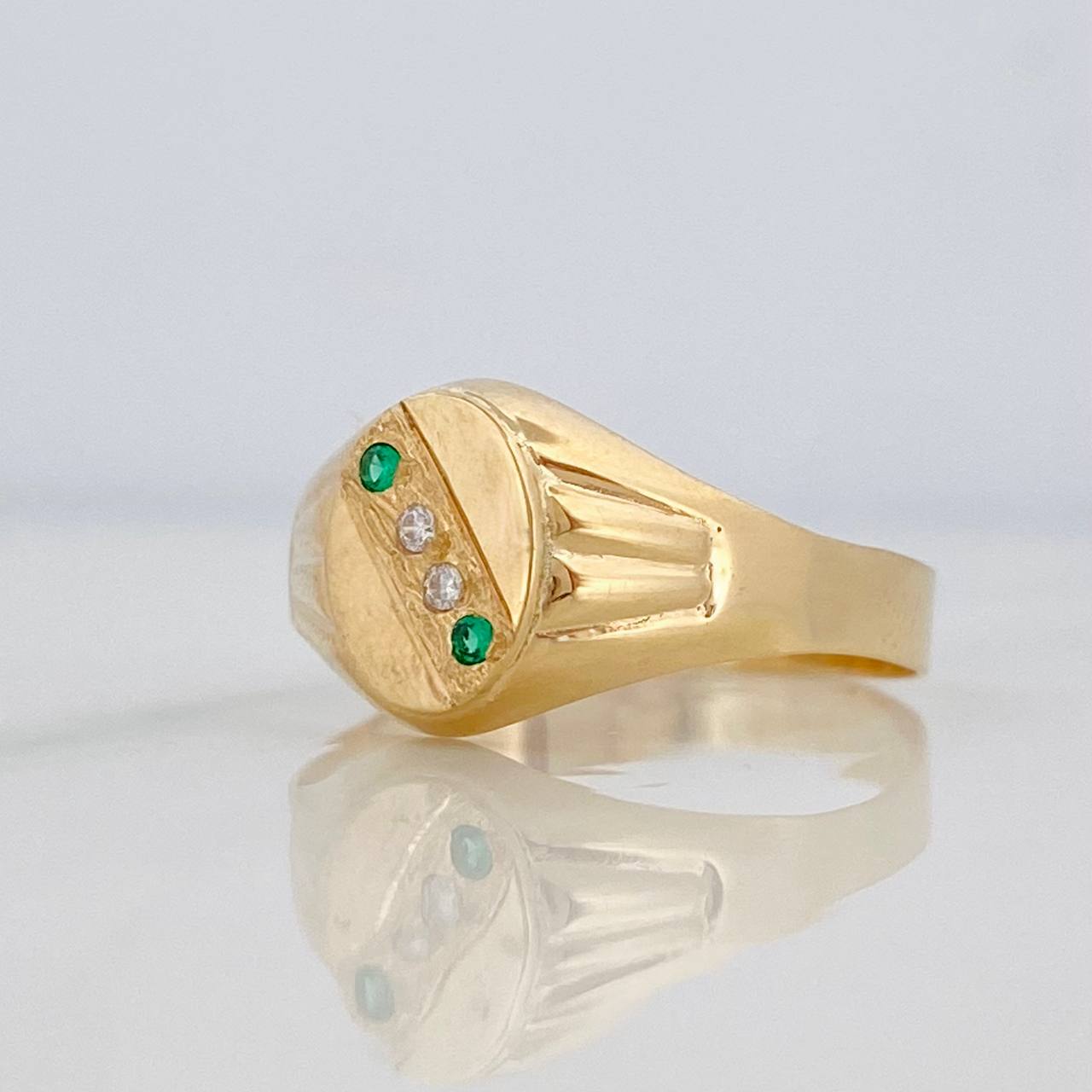 Anillo Sello 1.5g / T7 1/2 Oro Amarillo 18K