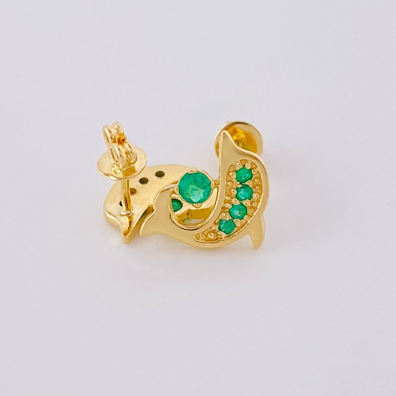 Topos Delfin Esmeraldas 31Pts 2.8 g / 10.7 mm Oro Amarillo 18K
