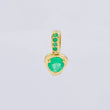 Dije Nila Esmeraldas 35Pts 0.8 g / 2.3 cm Oro Amarillo 18K