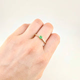 Anillo Solitario Constelación Esmeraldas 26Pts, Diamantes 16Pts 2.3 g / T8 Oro Amarillo 18K