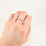 Anillo Solitario Cetro Floreado 2.15 g / T7 3/4 Dos Oros Amarillo Blanco 18K