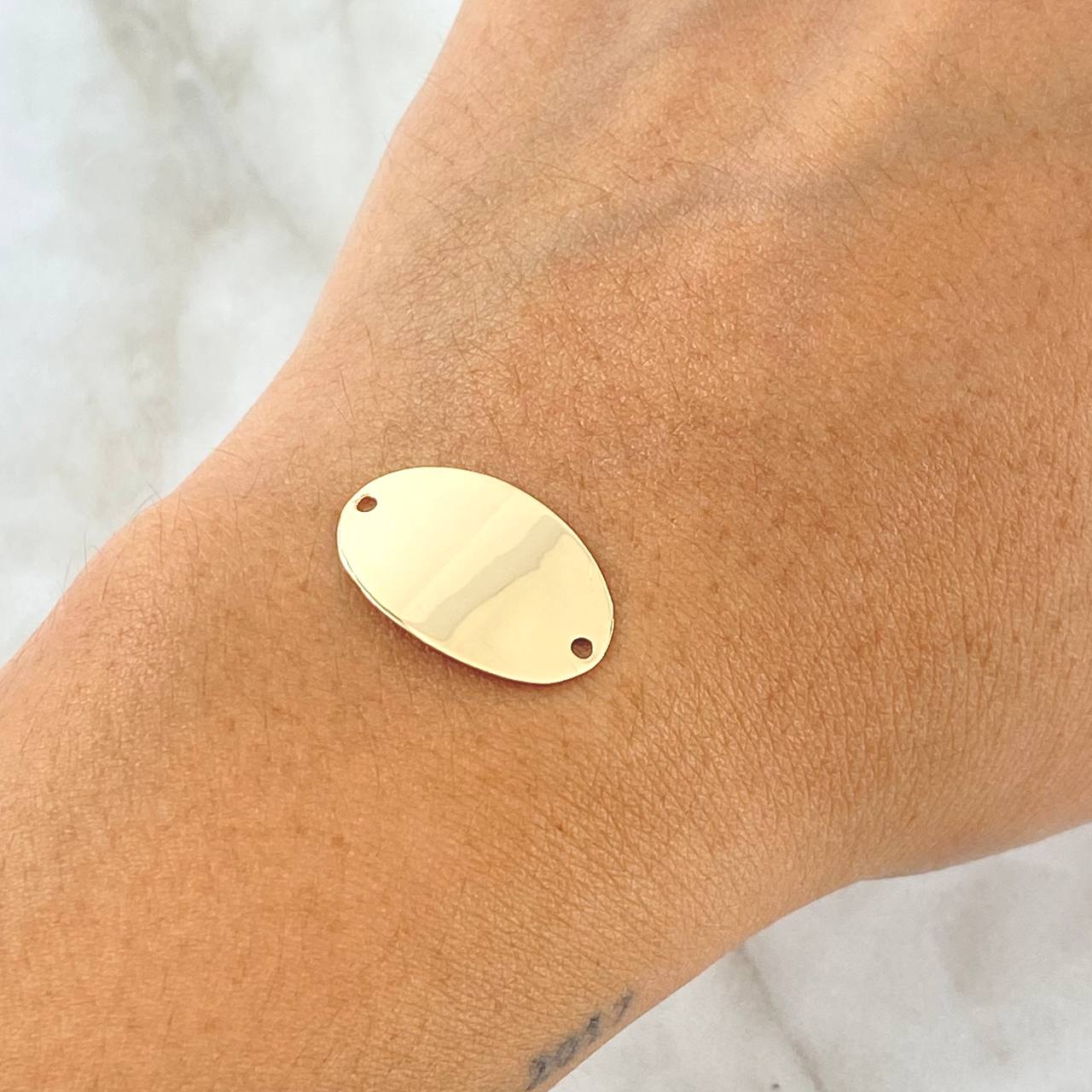 Herraje Placa Ovalada 1.3gr / 1.3cm-2.2cm / Lisa Oro Amarillo 18K
