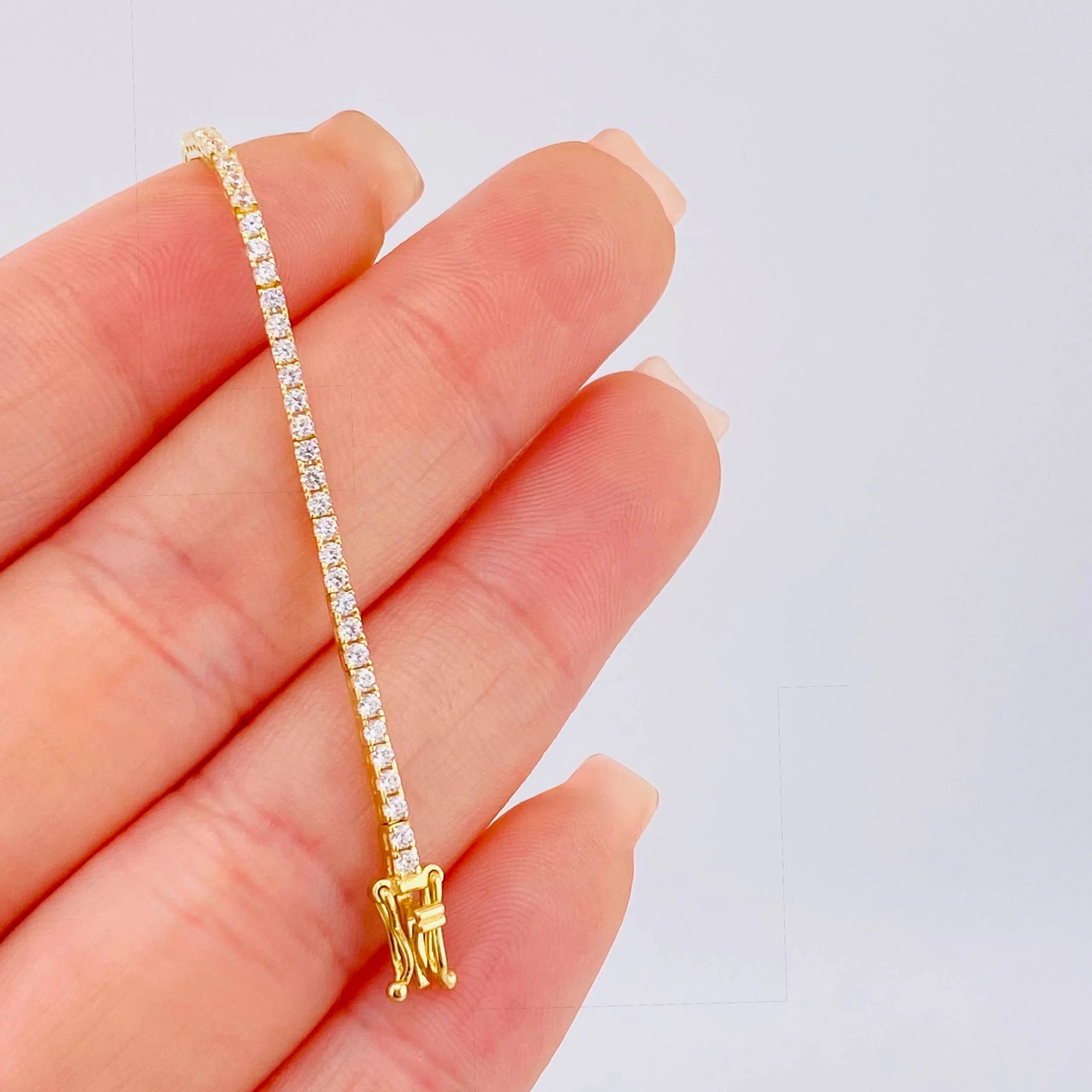 Pulso Tenis 4g / 17.1cm / 1.7mm Oro Amarillo 18K