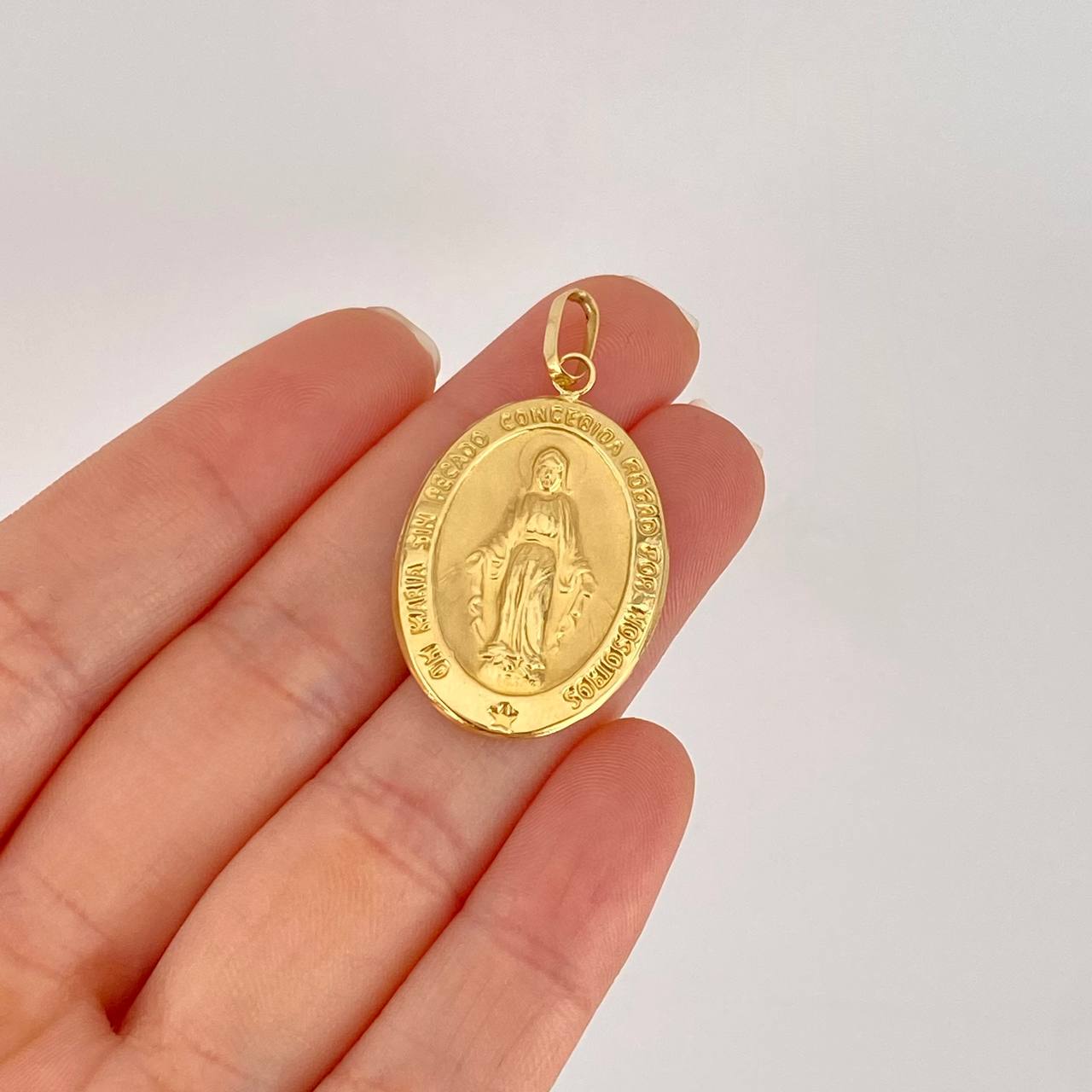 Dije Medalla Virgen Milagrosa 3.1g / 4cm Oro Amarillo 18K
