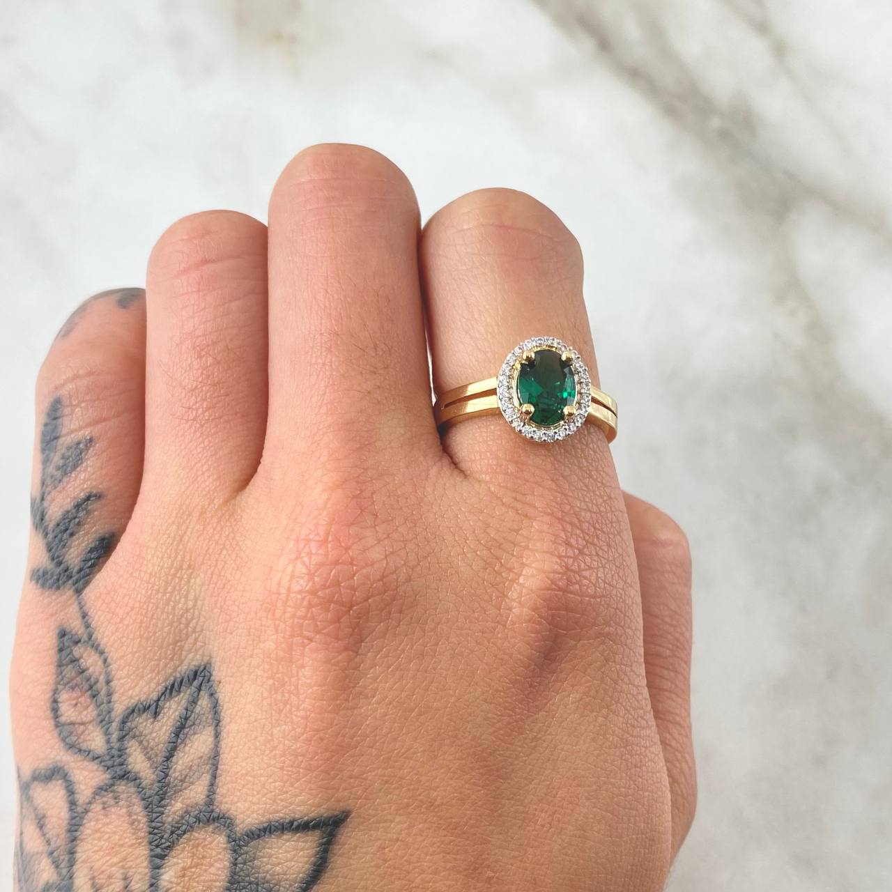 Anillo Solitario Halo 3.25gr / T6 1/4 / Oro Amarillo 18K *