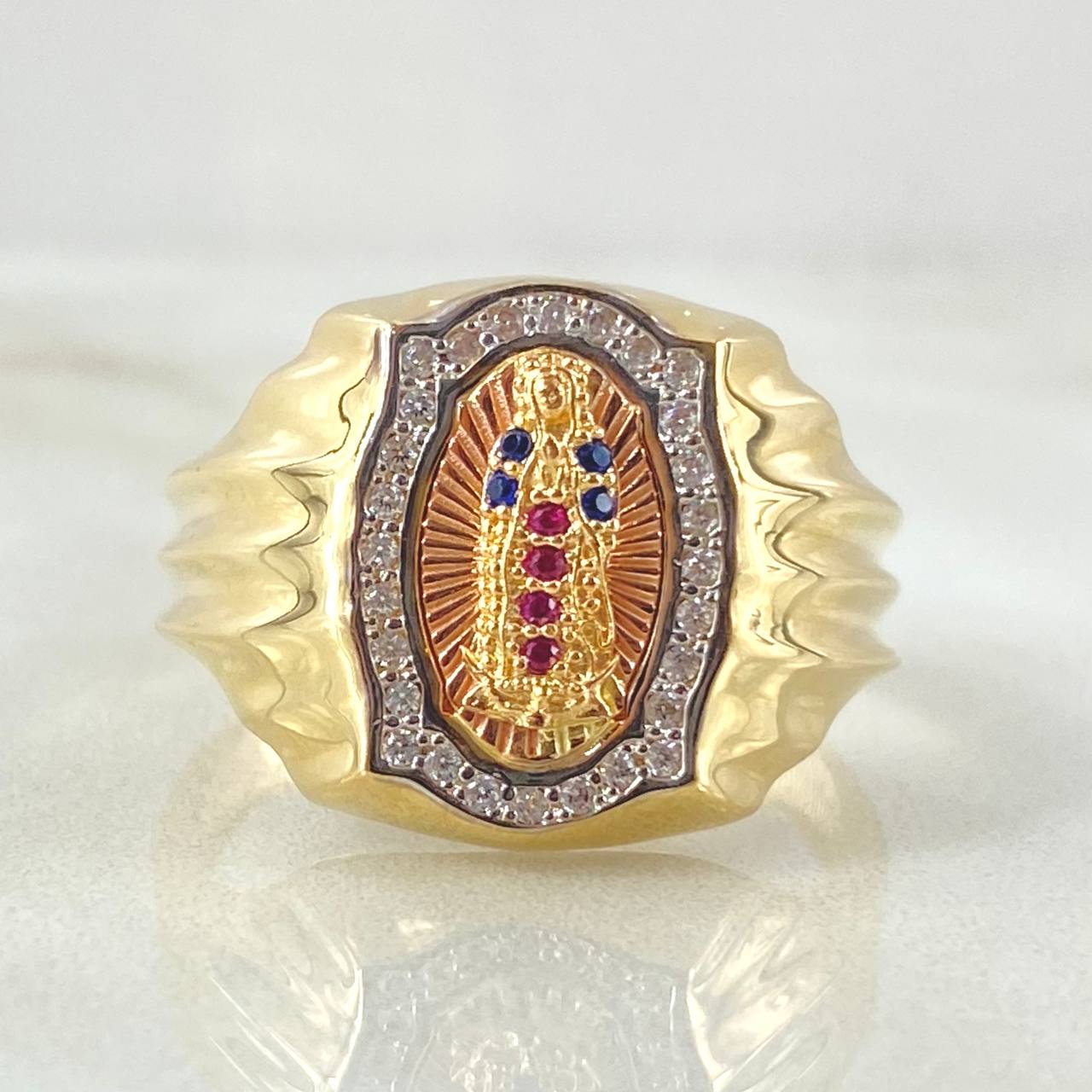 Anillo Virgen de Guadalupe 6.8gr / T10 3/4 / Oro Amarillo 18K *