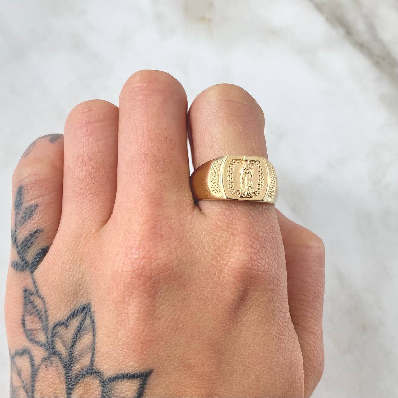 Anillo Virgen de Guadalupe 4gr / T10 1/4 / Oro Amarillo 18K *