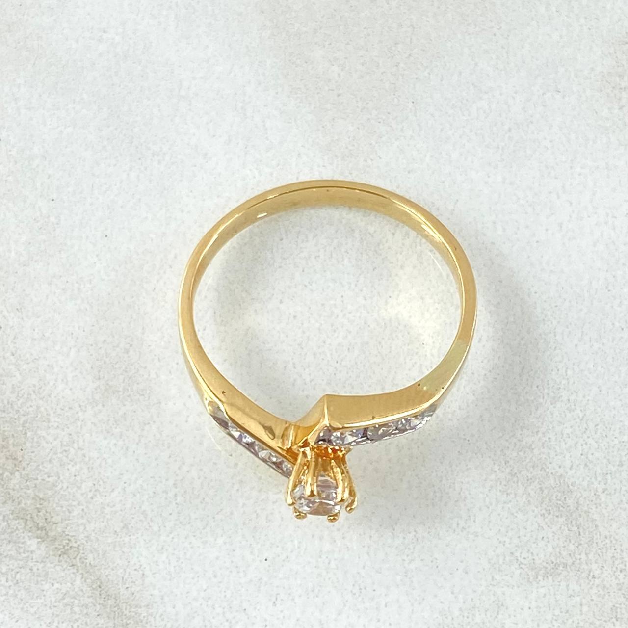 Anillo Solitario Zig-Zag 2.25gr / T6 / Oro Amarillo 18K *