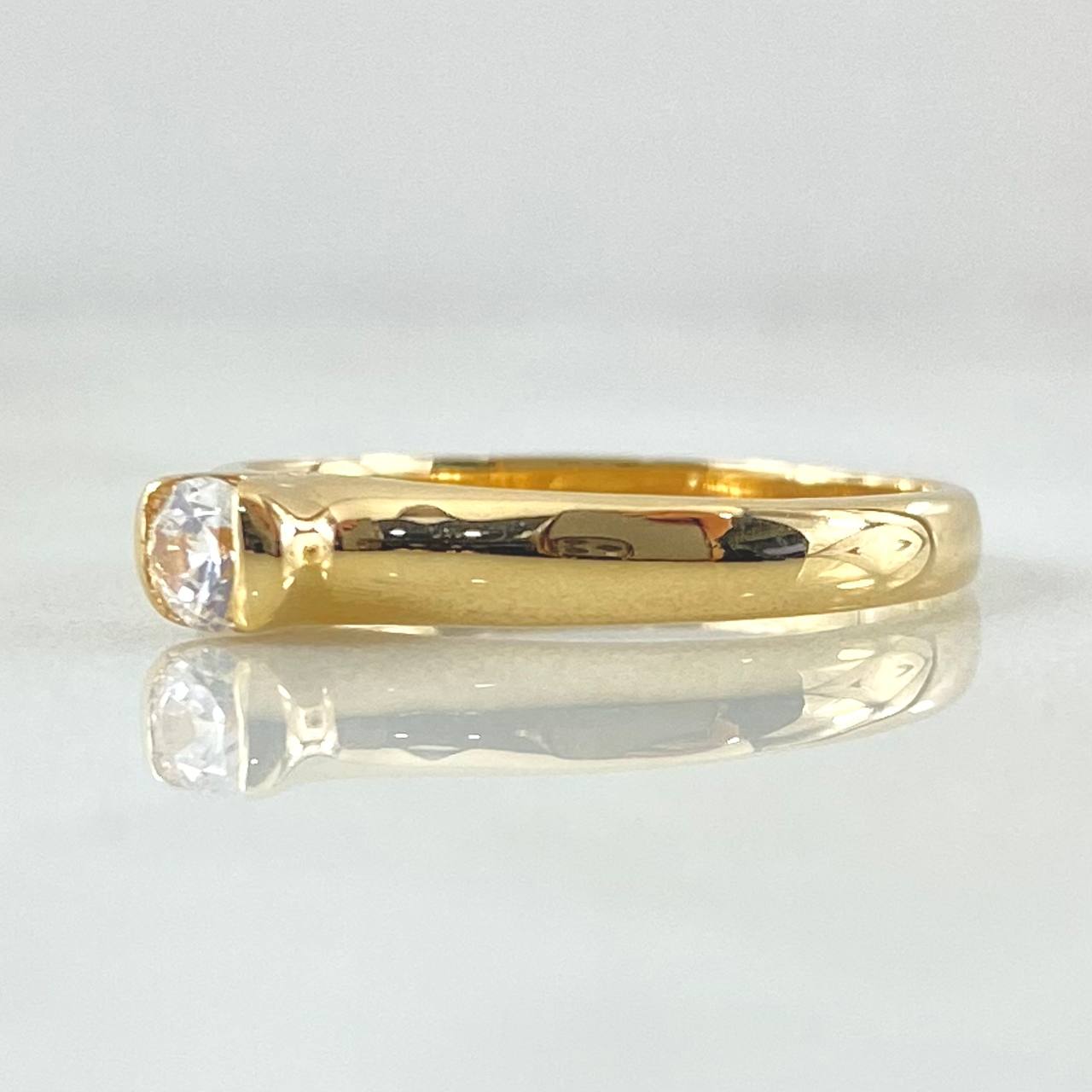 Anillo Solitario Liso Grueso 2.3gr / T6 3/4 / Oro Amarillo 18K *