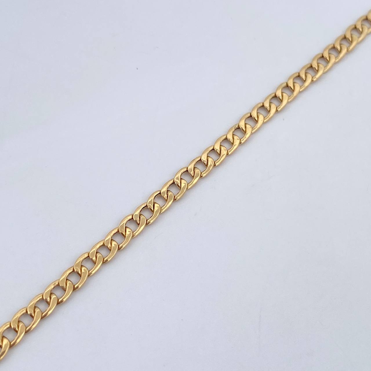 Tobillera Cubana 2.6gr / 24.1cm / 3mm Oro Amarillo +1 18K $