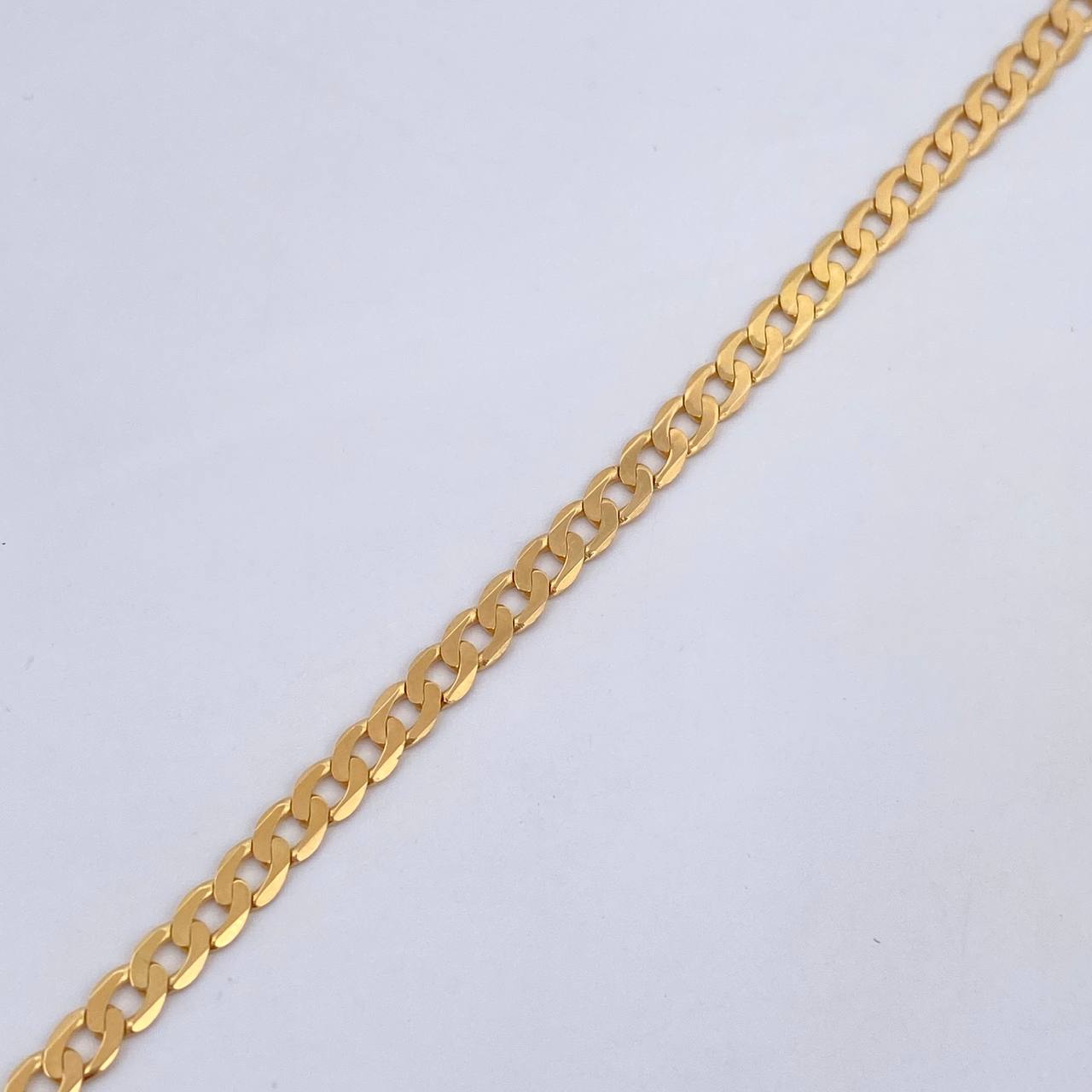 Pulso Cubano 3.75gr / 21.5cm / 2.9mm Oro Amarillo +0 18K $