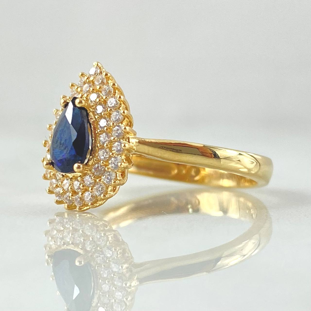 Anillo Solitario Halo Gota 4.05gr / T7 1/2 / Oro Amarillo 18K ©