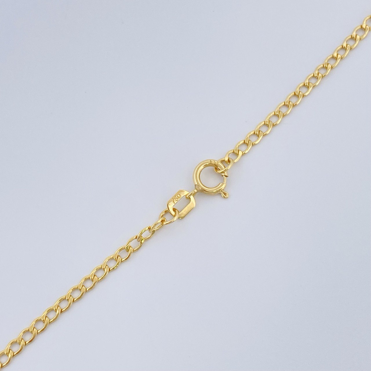 Cadena Cubana 2.2gr / 59.8cm / Oro Amarillo +1 18K $