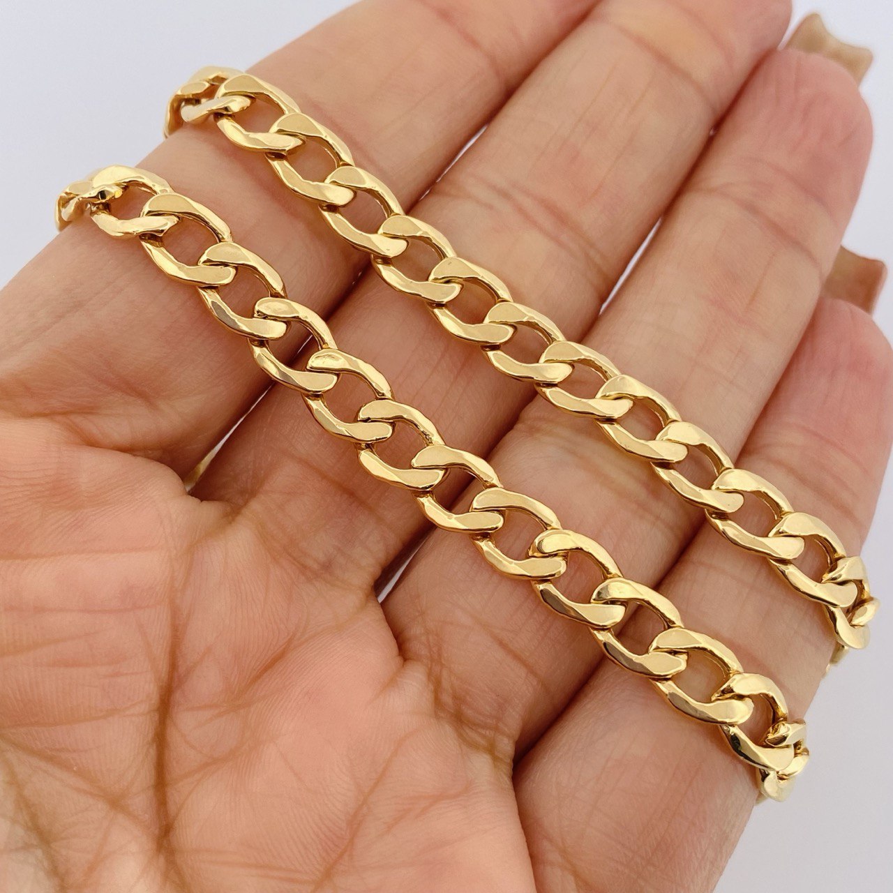 Cadena Cubana 18.45gr / 60.5cm / Oro Amarillo +1 18K $