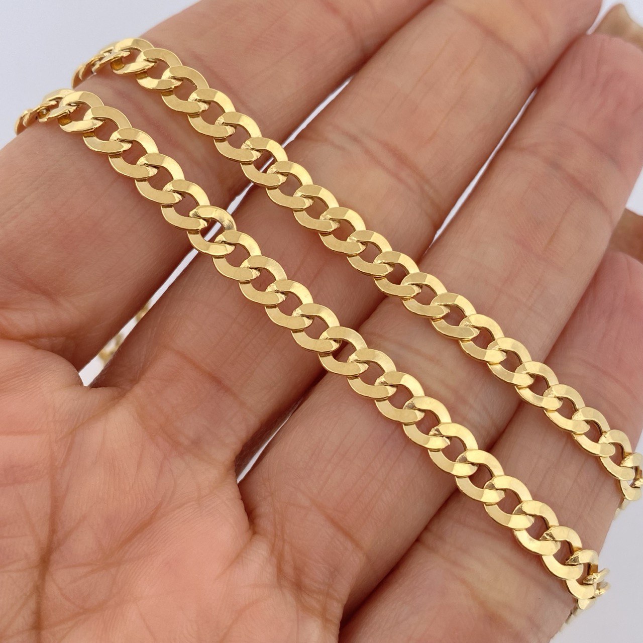 Cadena Cubana 10.75gr / 60.3cm / Oro Amarillo +1 18K $
