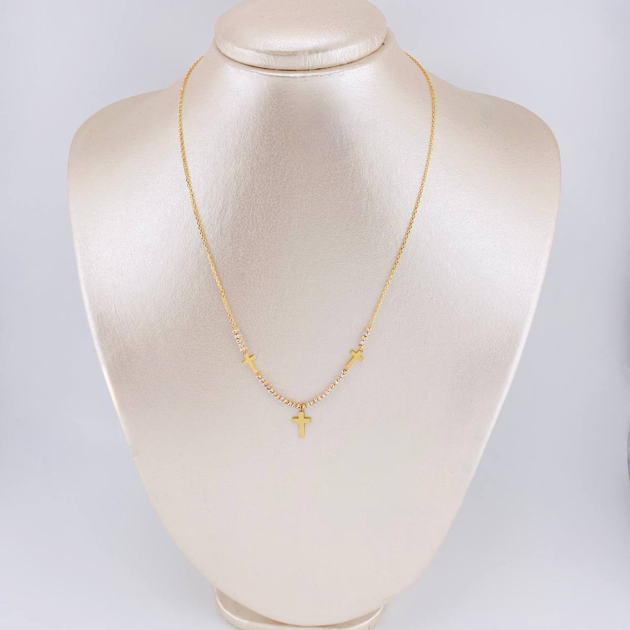 Cadena Aro Seguido Trinidad De Cruces 2.9 g / 44.5 cm / 1.05 mm Oro Amarillo 18K