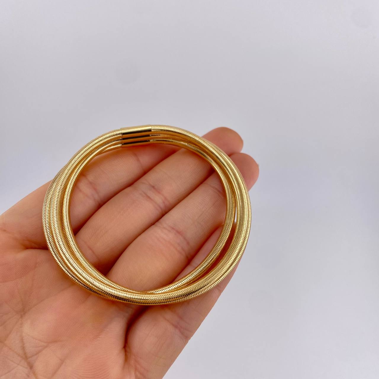Pulso Triple Flex 4.7 g / 19.6 cm / 3 mm Oro Amarillo 18K