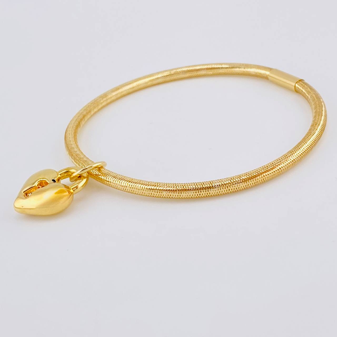 Pulso Flex Candado Corazón 2.6 g / 18.6 cm / 3 mm Oro Amarillo 18K