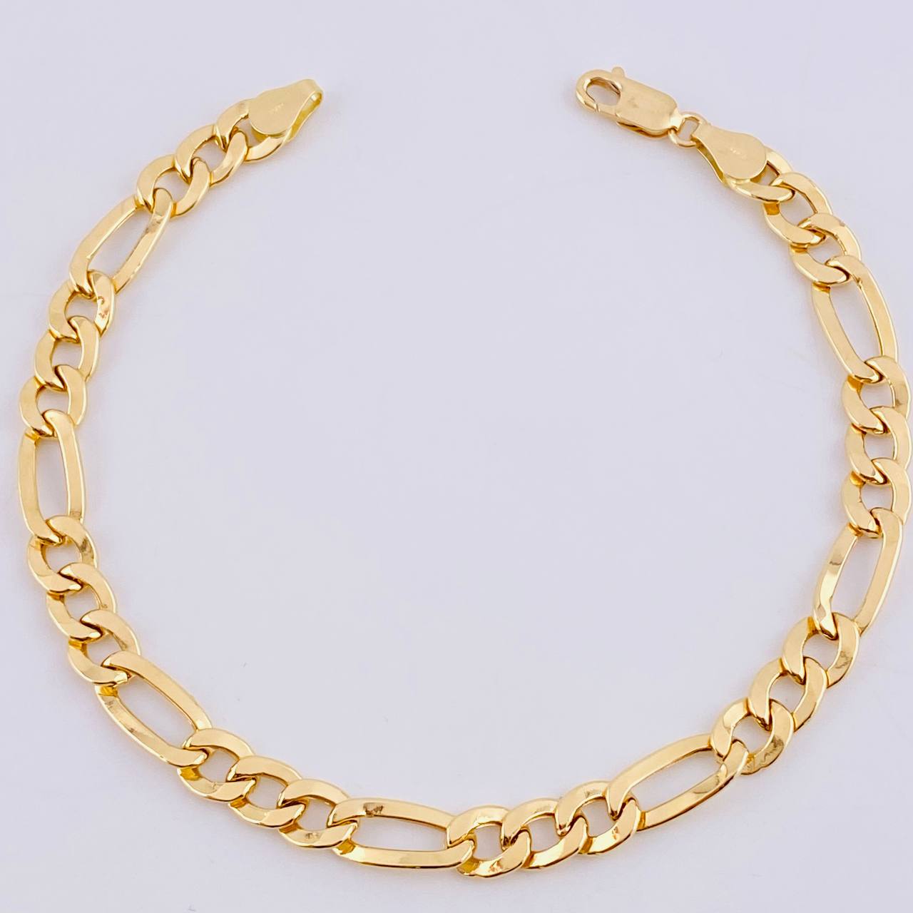 Pulso Figaro 6.1gr / 22cm / 6.4mm Oro Amarillo +1 18K *