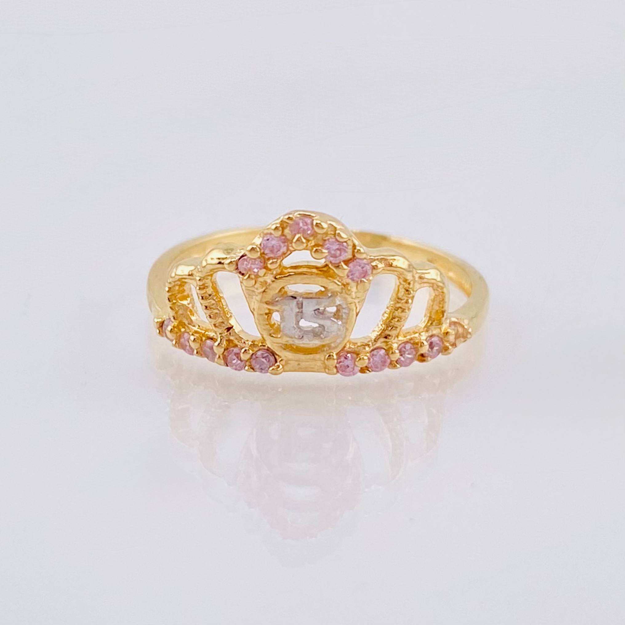 Anillo 15´S 1.9gr / T6 1/4 / Oro Amarillo 18K ©