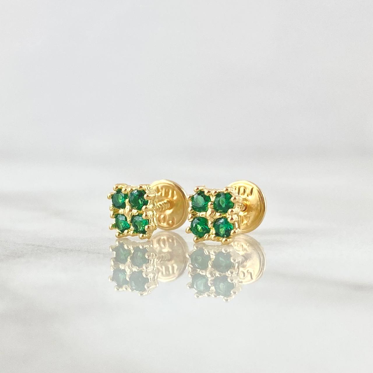 Topos Flor Cuadrada 1gr / 5.7mm Circones Verdes Oro Amarillo 18K