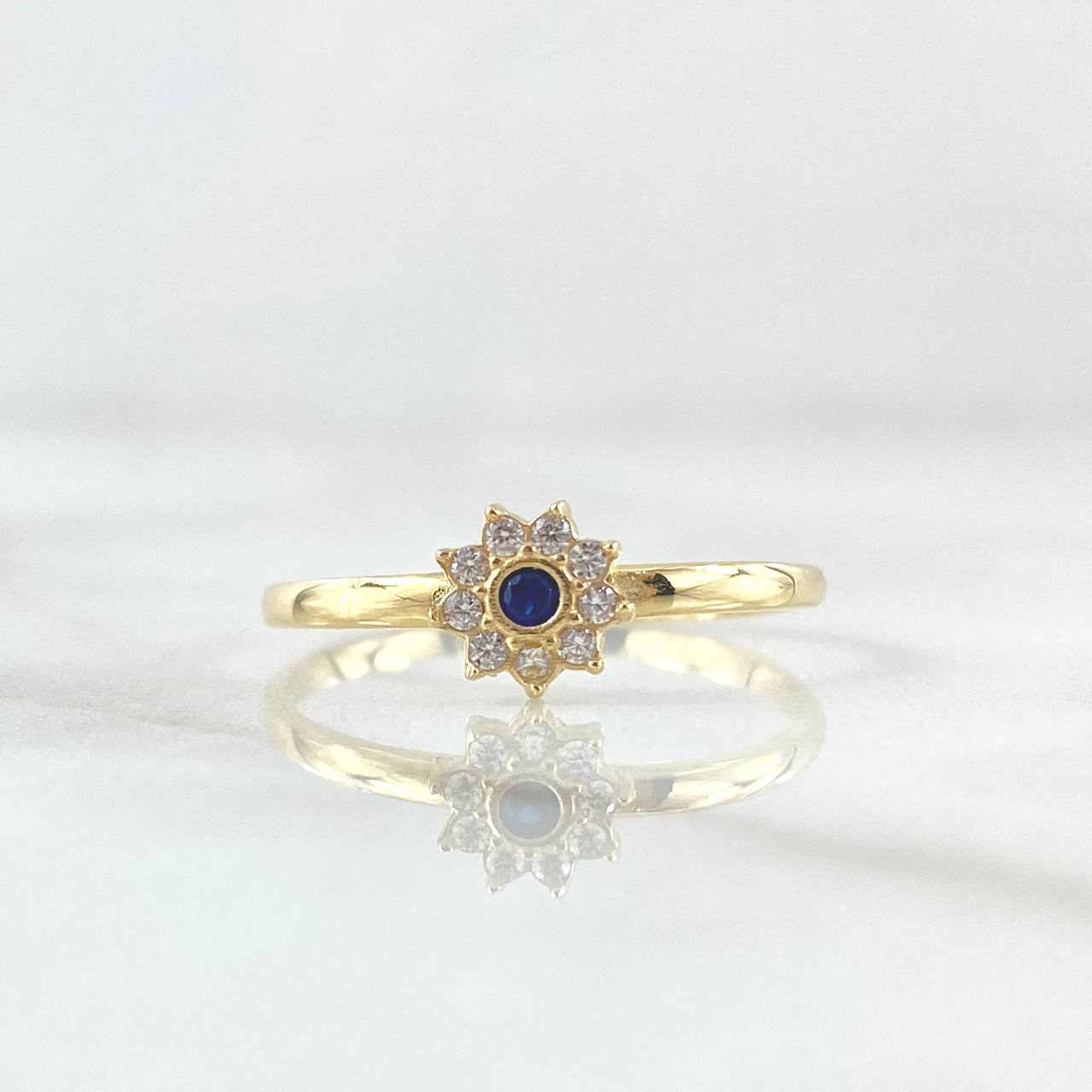 Anillo Flor Nueve Petalos 1.5gr / T8 / Circones Blancos Azul Rey Oro Amarillo 18K