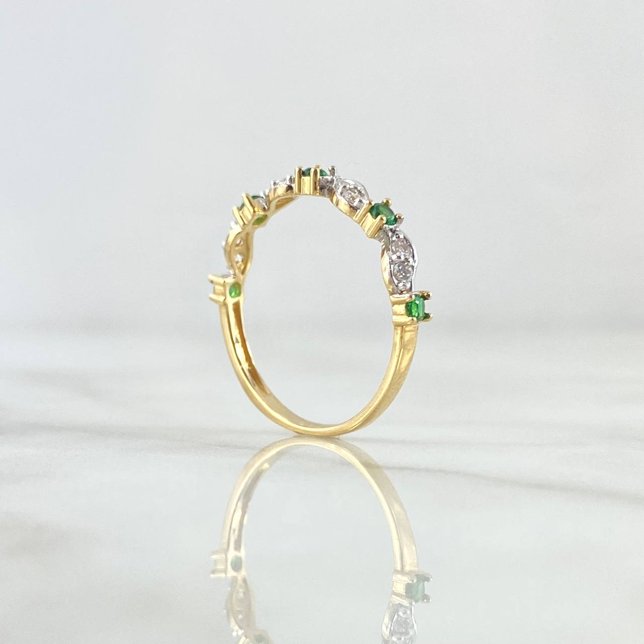 Anillo Lazo Anudado 1.7gr / T7 / Circones Blancos Verdes Oro Amarillo 18K