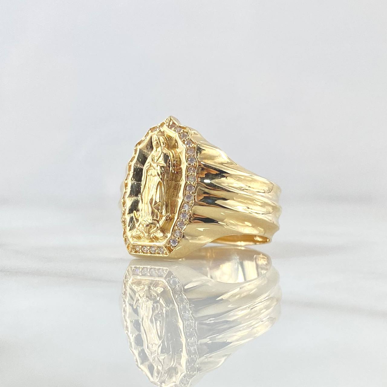 Anillo Virgen de Guadalupe 5.65gr / T9 3/4 / Circones Blancos Rayado Oro Amarillo 18K