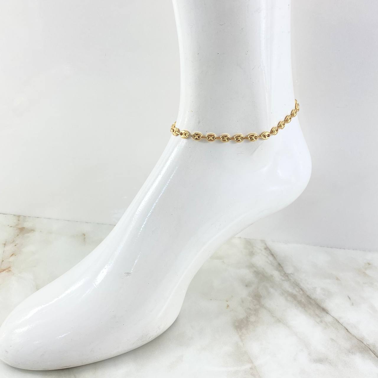 Tobillera GC 4.9gr / 24.2cm / 5.3mm Lisa Oro Amarillo 18K