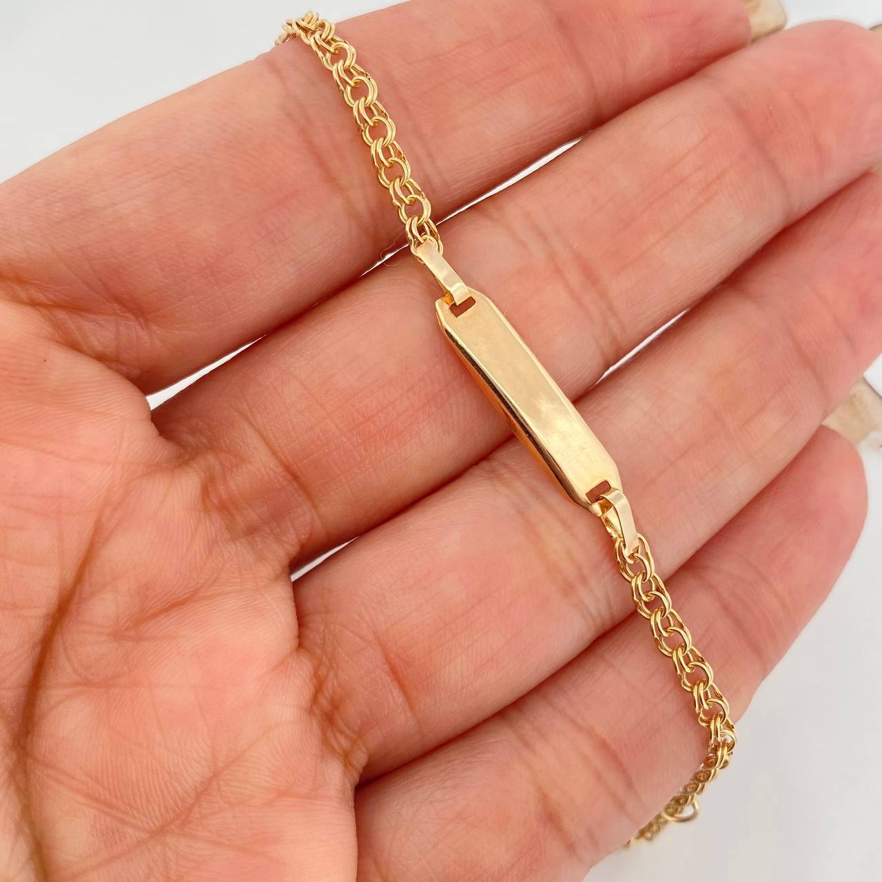 Pulso Bebé Placa Rectangular 2 g / 13.5 cm / 3 mm Oro Amarillo 18K