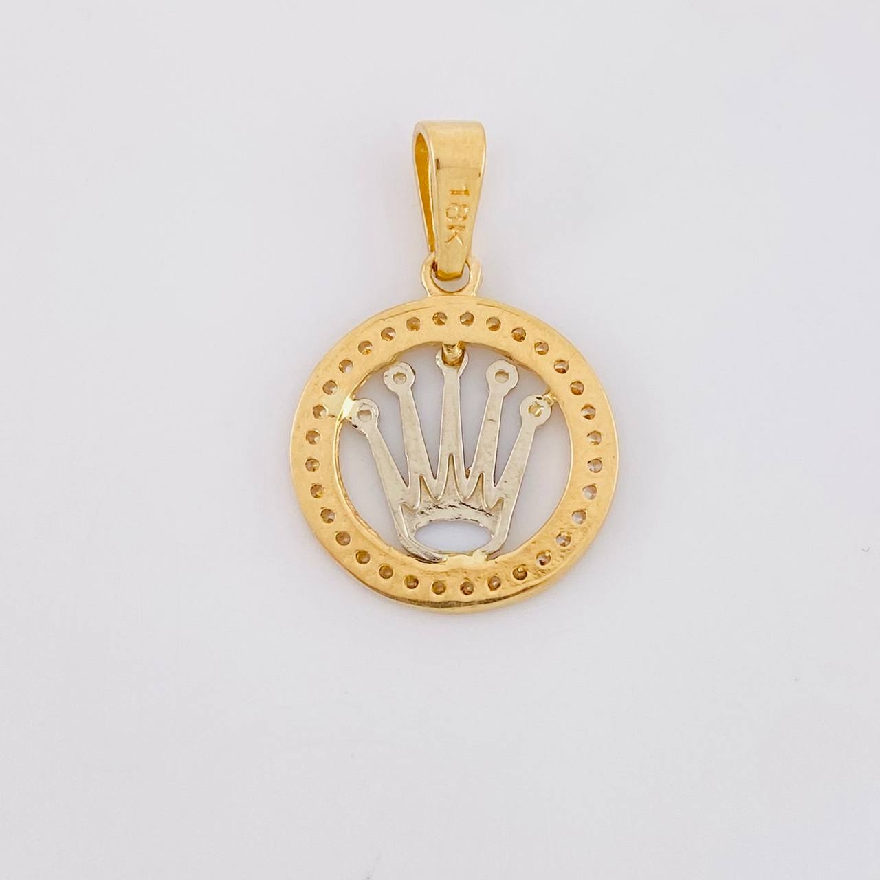 Dije Circulo Corona 1.5g / 2.2cm Dos Oros Amarillo Blanco 18K