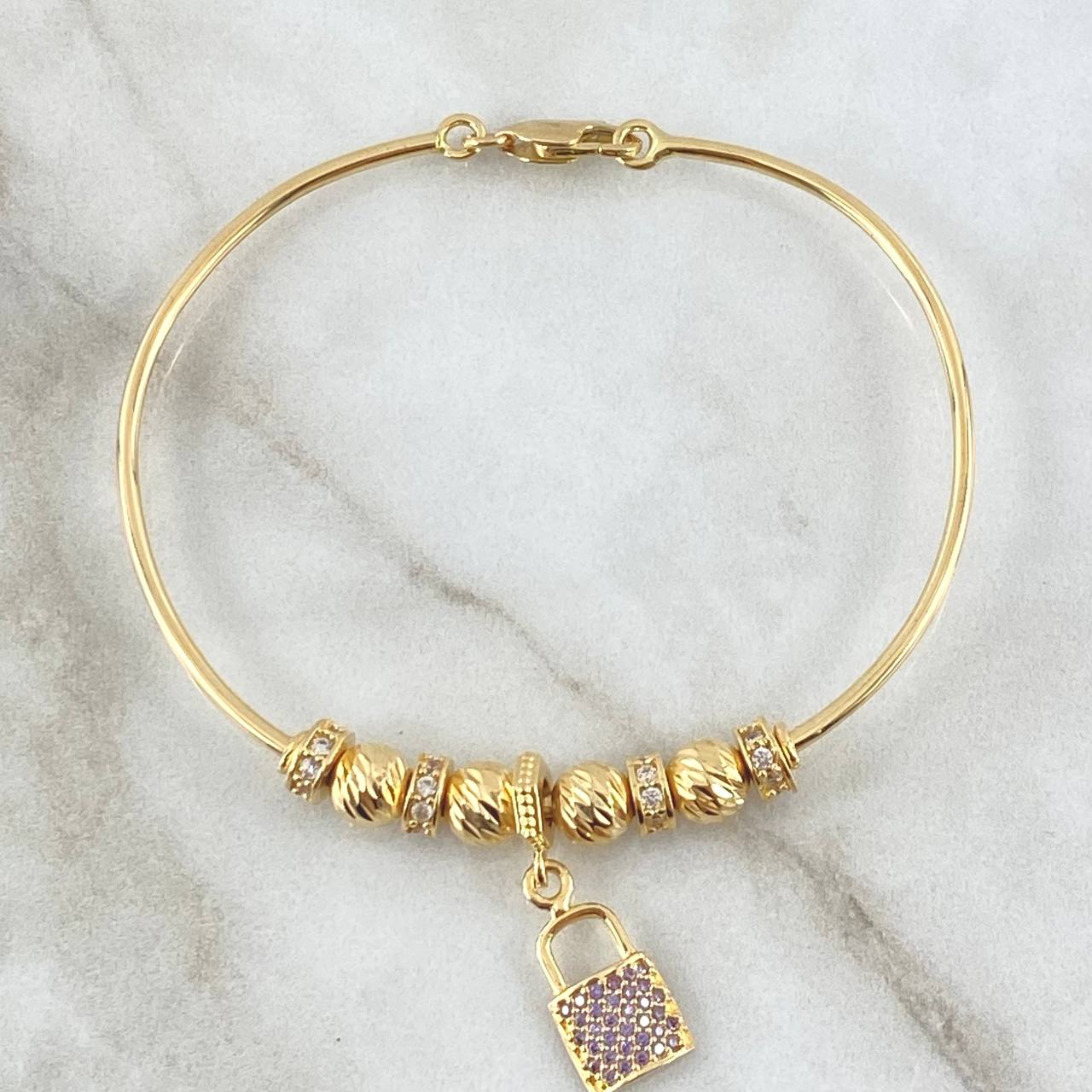 Pulso PD Candado 8.85gr / 17cm / 6mm Bolas Diamantadas - Circones Blancos - Morados Oro Amarillo 18K