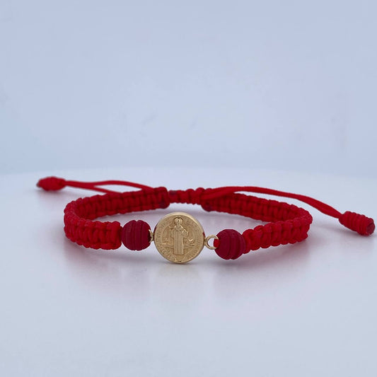 Pulsera Tejida Roja San Benito 0.7gr / Oro Amarillo 18K $