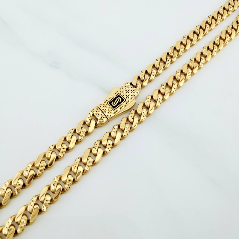 Cadena Cubana Infinito 19.4 g / 61 cm / 4.8 mm Oro Amarillo 18K