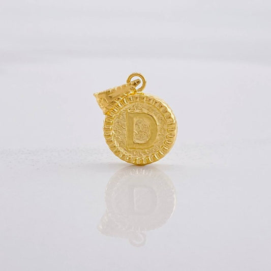 Dije Circulo Letra D 0.55g / 1.8cm Oro Amarillo 18K