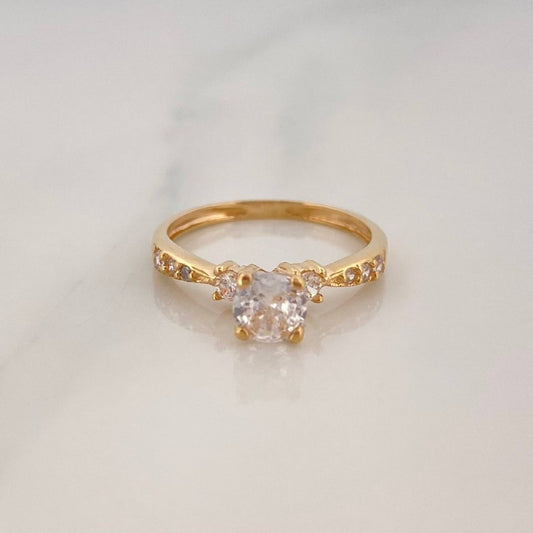 Anillo Solitario Churumbela 1.9 g / T5 Oro Amarillo 18K